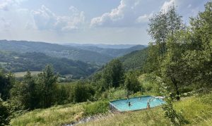 zwembad agriturismo piemonte pool