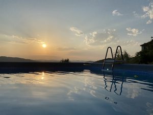 agriturismo piemonte zwembad